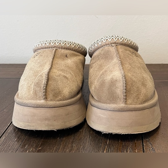 UGG Tasman Platform Slippers Womens size 8 - Picture 3 of 11